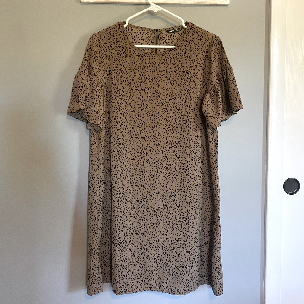 Animal print knee length flowy dress